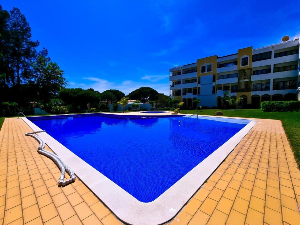 Flh Vilamoura Summer Apartment With Pool Luaran gambar